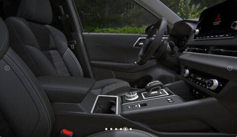 2025 Mitsubishi Outlander PHEV SE