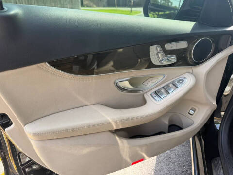 2015 Mercedes-Benz C-Class C 300