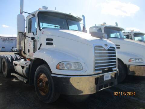 2004 Mack CX613 for sale at ROAD READY SALES INC in Richmond IN