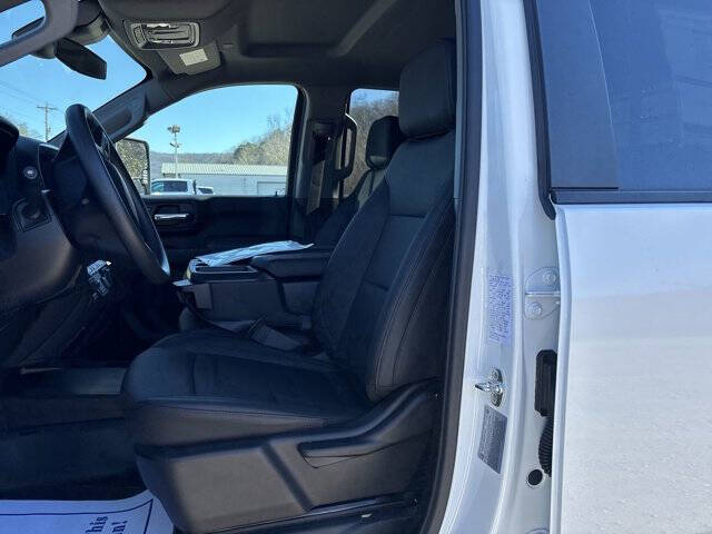 2026 Chevrolet Silverado 3500HD CC Work Truck