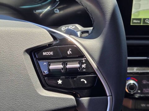 2025 Kia Niro EX