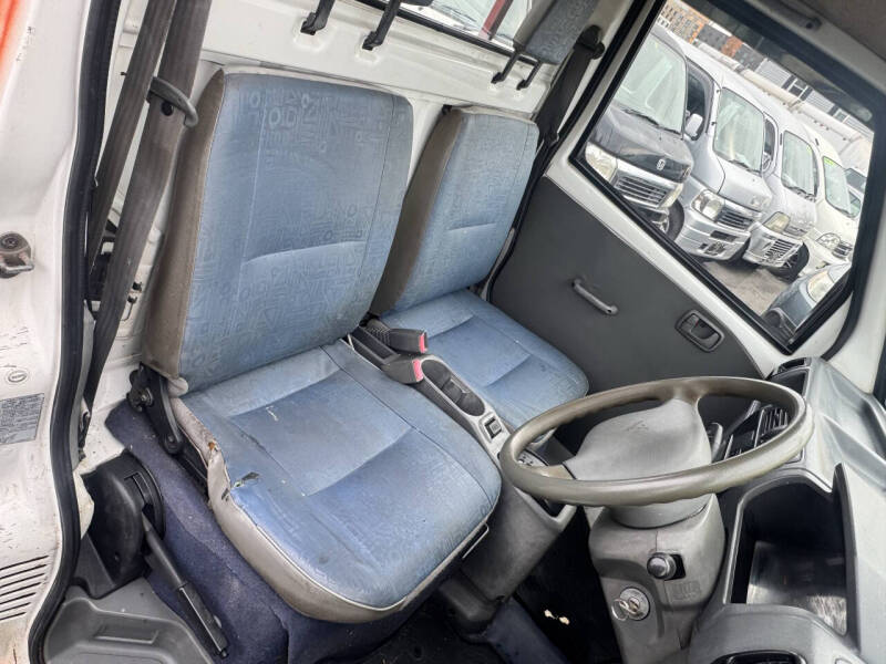 2000 Mitsubishi Minicab