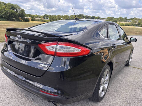 2013 Ford Fusion SE