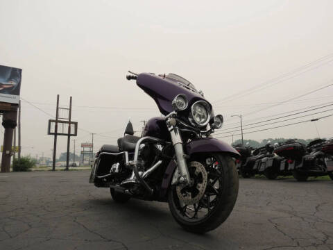 2016 Harley-Davidson FLHTCUL Ultra Classic Low