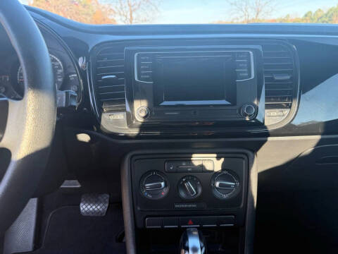 2016 Volkswagen Beetle