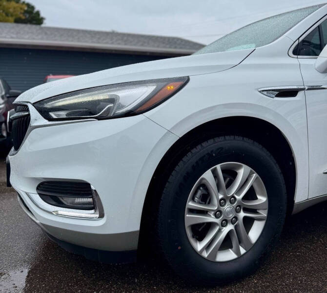 2021 Buick Enclave Essence