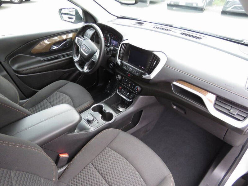 2021 GMC Terrain SLE