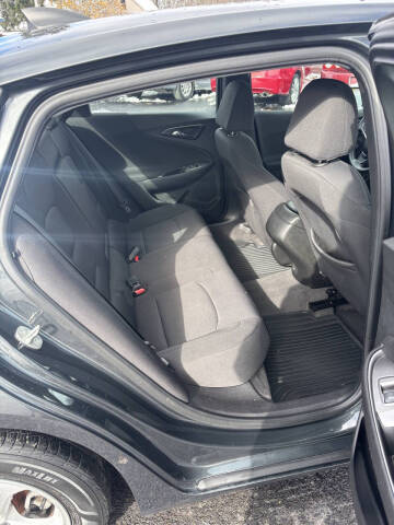 2018 Chevrolet Malibu LS