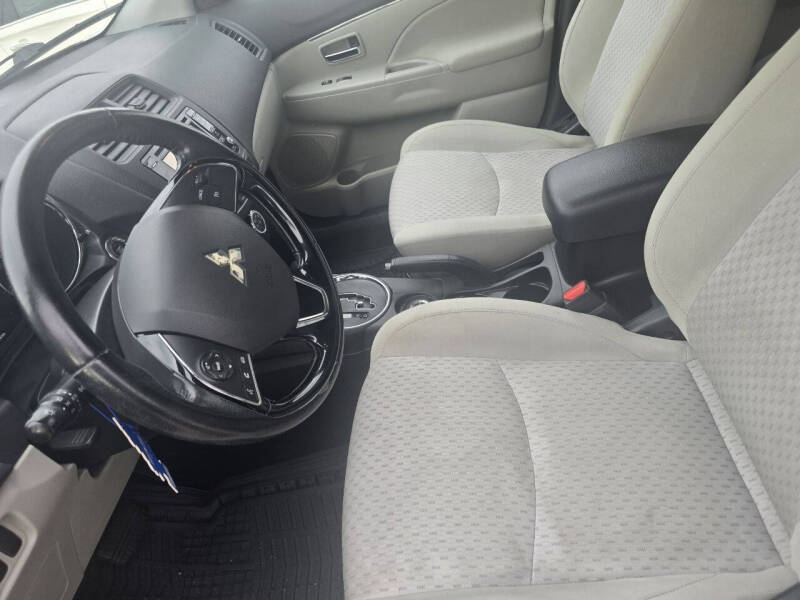 2016 Mitsubishi Outlander Sport 2.4 SE