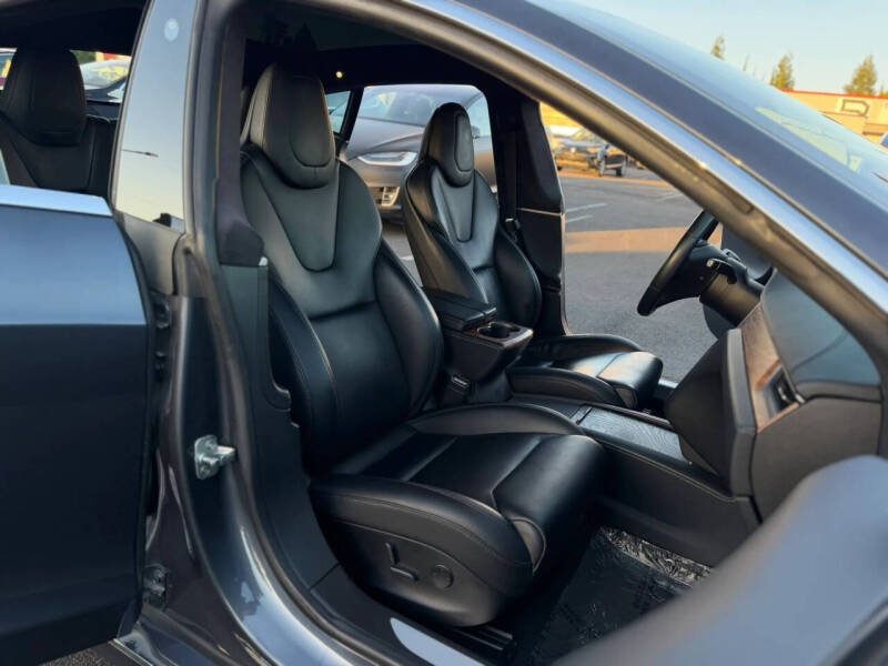 2020 Tesla Model S
