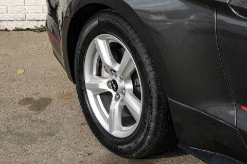 2017 Ford Mustang V6