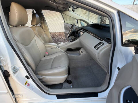 2011 Toyota Prius Two