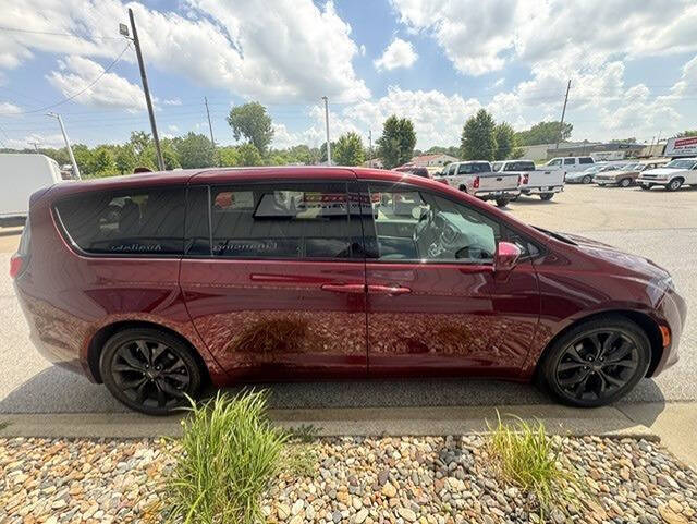 2020 Chrysler Pacifica Touring