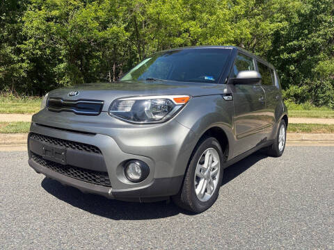 2019 Kia Soul +