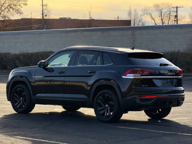 2022 Volkswagen Atlas Cross Sport V6 SE