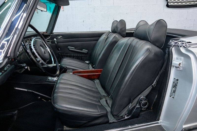 1970 Mercedes-Benz 280-Class