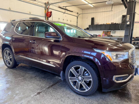 2017 GMC Acadia Denali