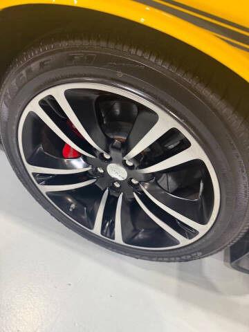 2012 Dodge Challenger SRT8 Yellow Jacket