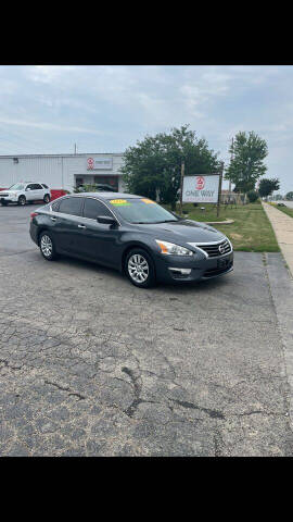 2013 Nissan Altima for sale at One Way Auto Exchange in Milwaukee WI