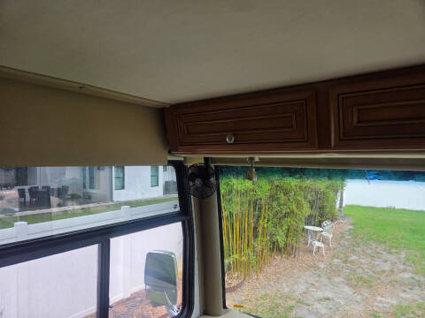 2017 Thor Motor Coach MIRAMAR 35.2