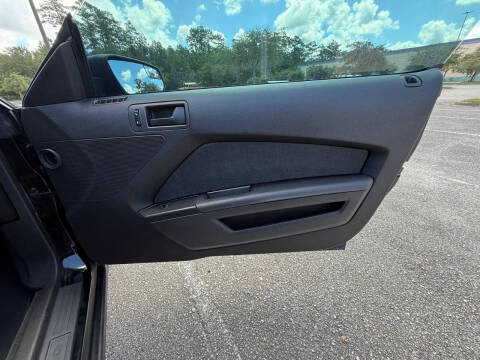 2011 Ford Mustang V6 Premium