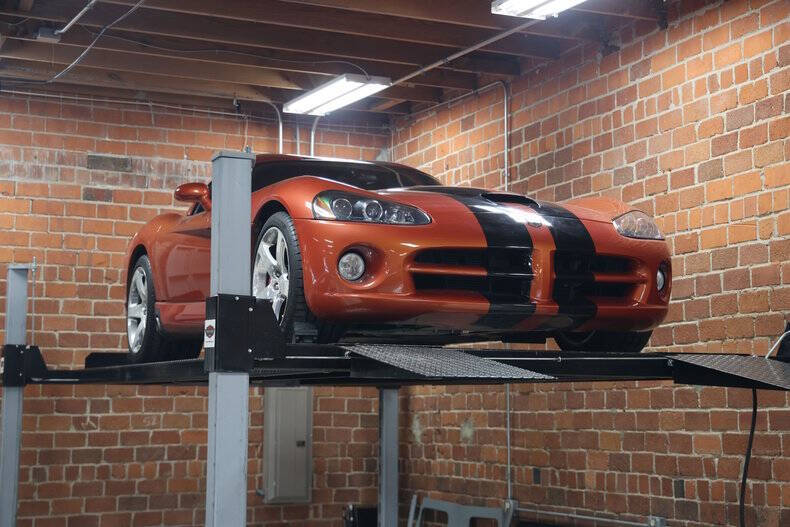 2006 Dodge Viper SRT-10