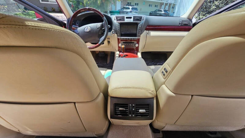 2011 Lexus LS 460