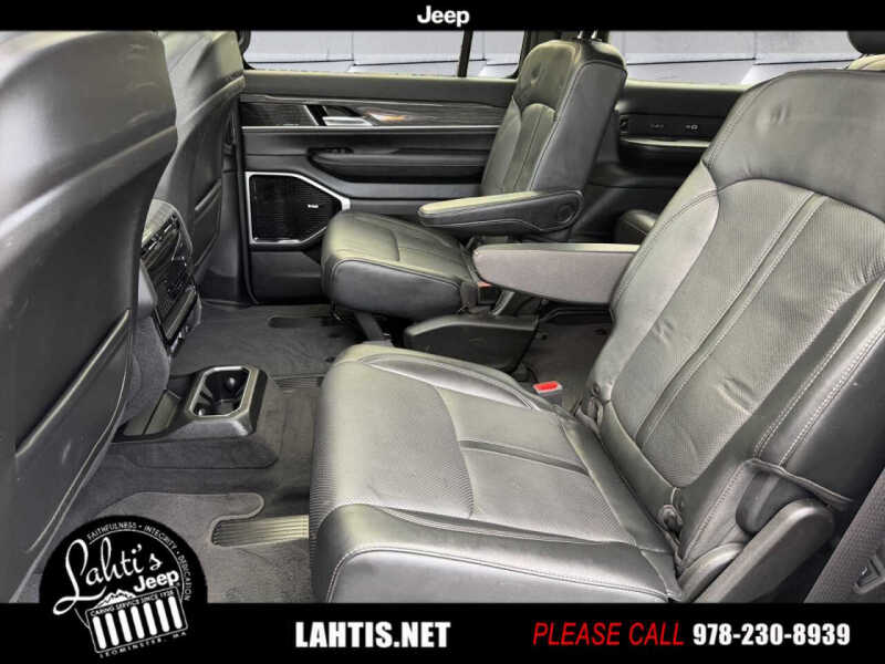 2022 Jeep Wagoneer Series III