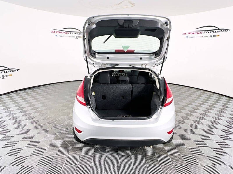 2012 Ford Fiesta SES