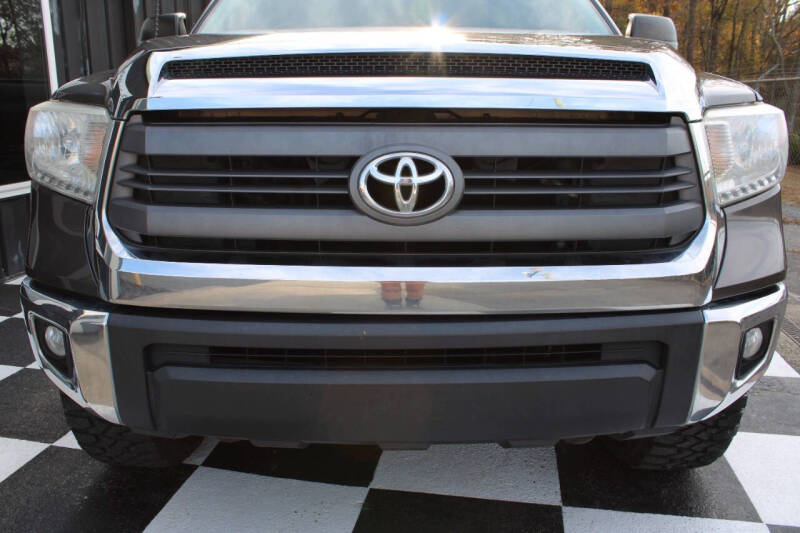 2015 Toyota Tundra SR5