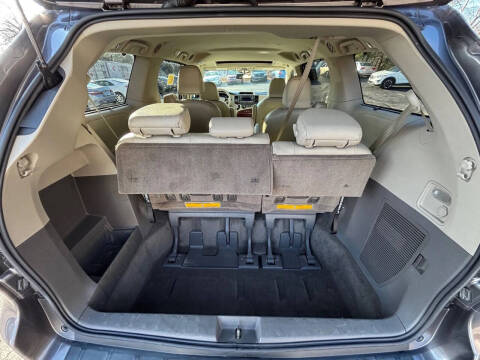 2012 Toyota Sienna