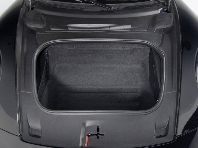 2024 Porsche 911 Carrera 4