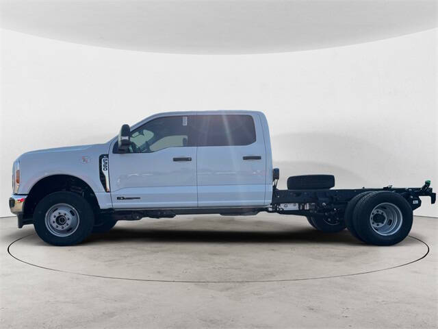 2025 Ford F-350 Super Duty XL