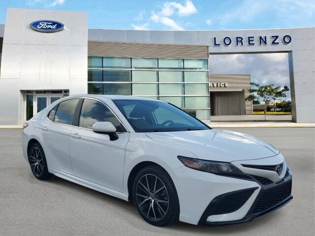 2021 Toyota Camry SE