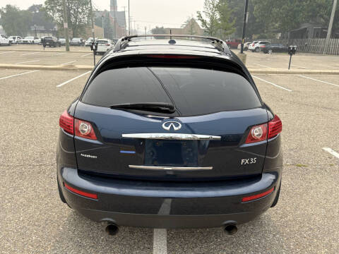 2008 Infiniti FX35