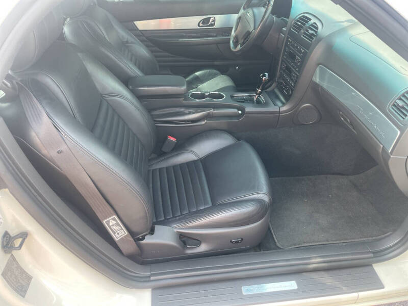 2002 Ford Thunderbird Deluxe