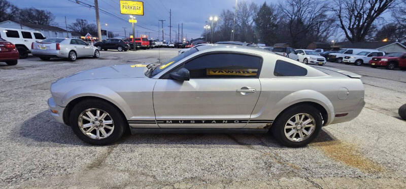 2007 Ford Mustang null photo 3