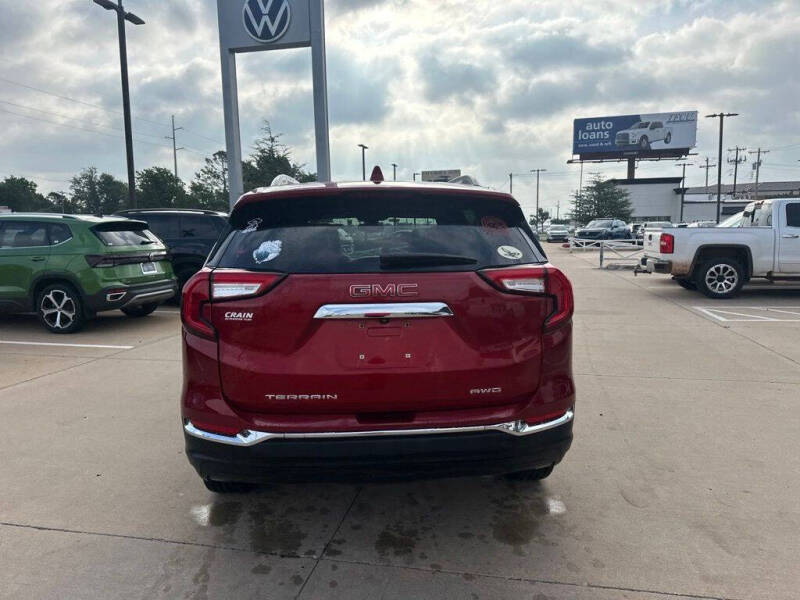 2022 GMC Terrain SLT