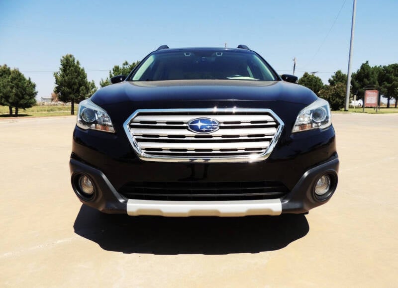 2017 Subaru Outback Limited photo 3