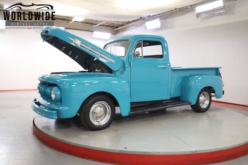 1952 Ford F-100