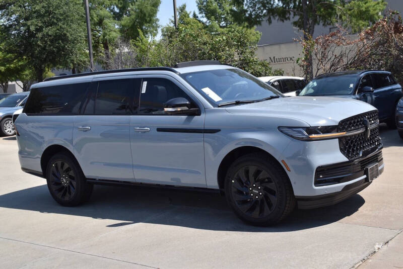 2025 Lincoln Navigator L Reserve
