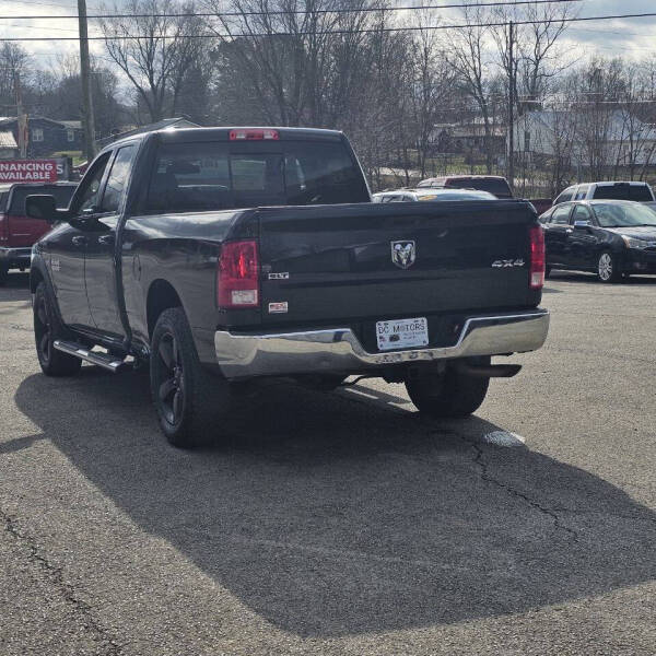 2016 RAM 1500 SLT