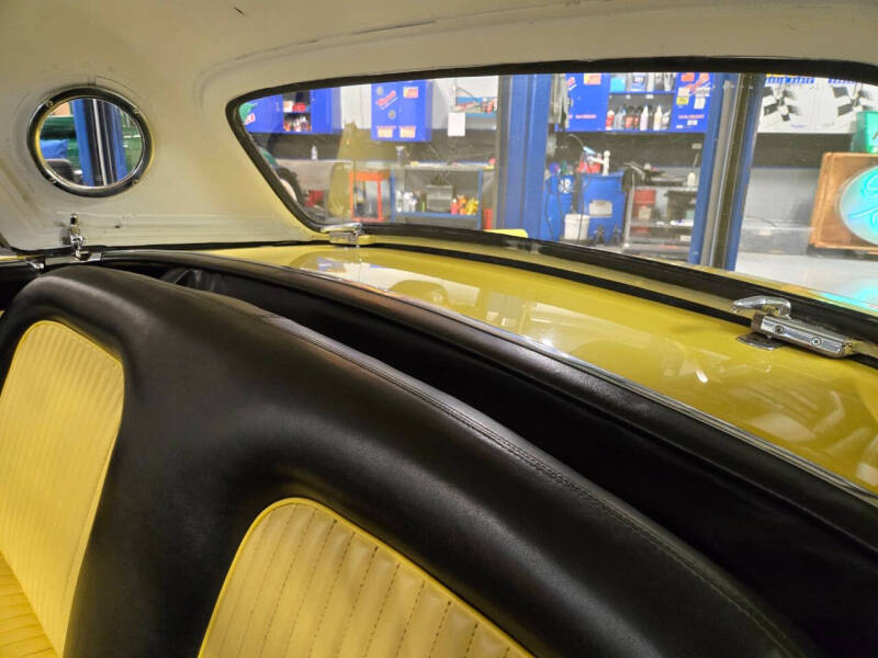 1955 Ford Thunderbird