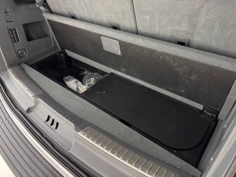 2019 Lincoln Navigator Select