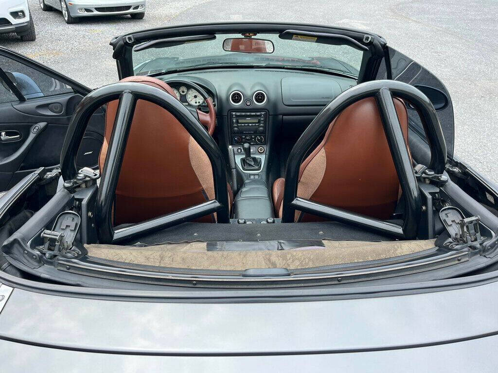 2002 Mazda MX-5 Miata 21