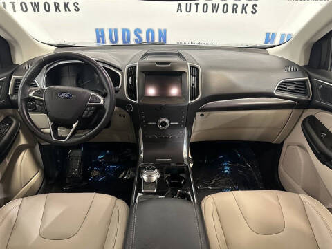 2020 Ford Edge Titanium