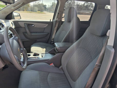 2017 Chevrolet Traverse LS