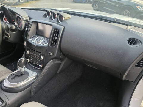 2009 Nissan 370Z Touring