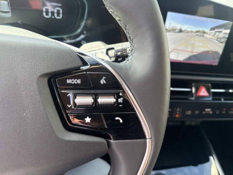 2025 Kia Niro Plug-In Hybrid EX