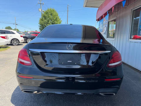 2019 Mercedes-Benz E-Class E 300